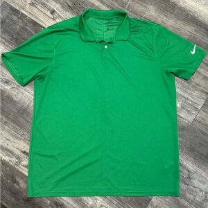 Men’s XL Nike Dri-FIT standard fit shirt.